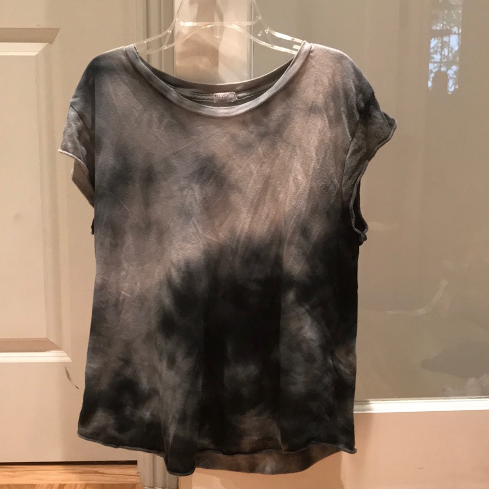 Brandy Melville Tee